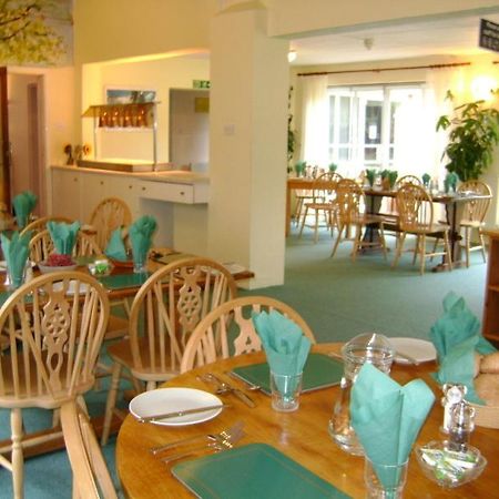 Tekels Park Guest House Camberley Esterno foto